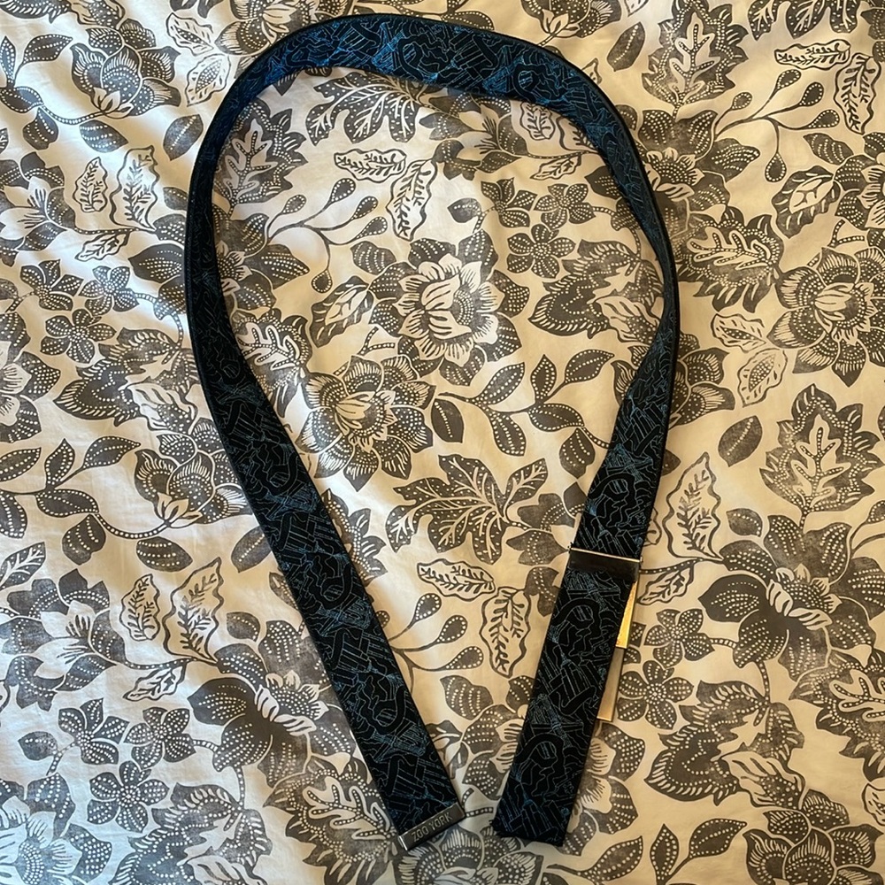 Vintage blue and black zoo York adjustable belt